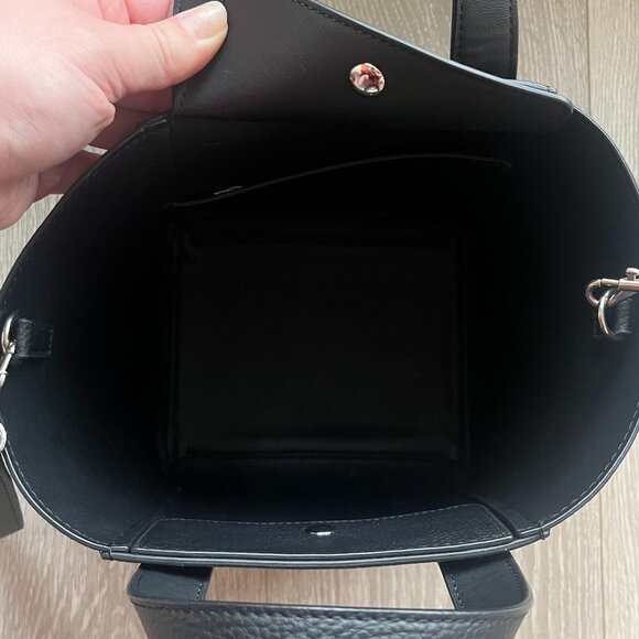 Faux Leather Structured Shoulder Bag - Picture 3 of 6